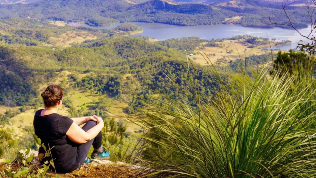 cara on a mountain